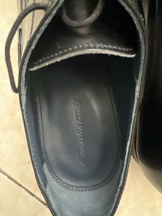 Zapatos de vestir Emidio Tucci negros con cordones