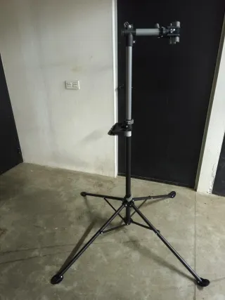 Trípode de Taller Bicicleta con bandeja y bloqueo