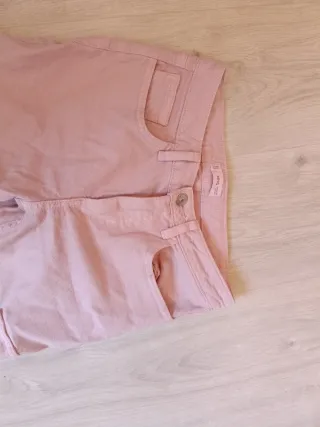 Pantalones cargo acampanados rosas