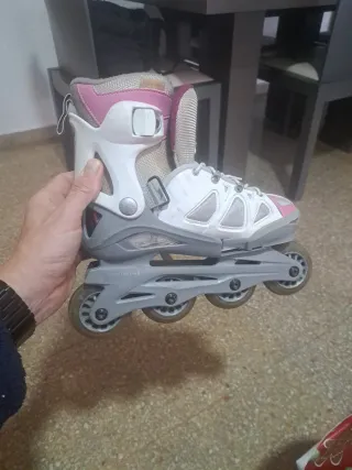 Patines en línea Rollerblade blancos y rosas