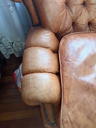 Sillón de piel marrón Chester