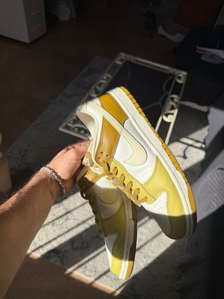 Nike Dunk Low Blanco/Dorado