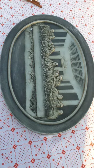 Prato Última Ceia em relevo de alumínio