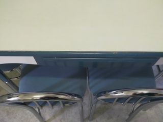 Mesa de cocina y 4 sillas