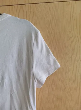 Camiseta Bershka mariposa M