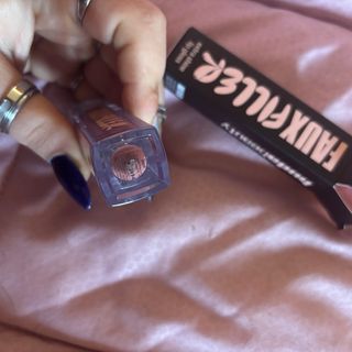 Gloss Faux Filler Posh Pink