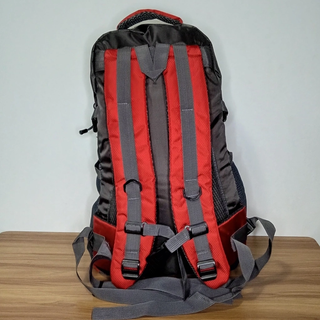 Mochila senderismo 40L | Resistente e impermeable