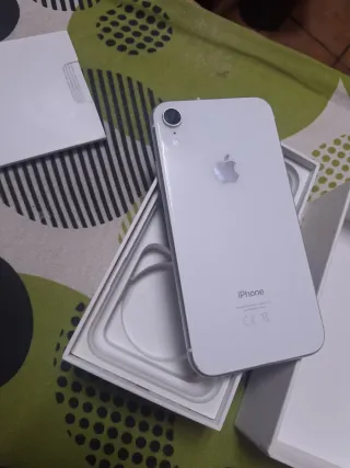iPhone XR blanco