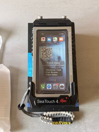 Carcasa Divevolk Sea Touch4 Max. 1 solo uso.