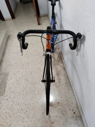 Bicicleta de carretera BH