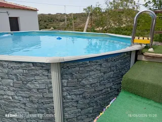 Piscina ovalada 6x4m