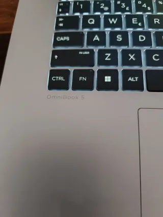 Portátil HP Omnibook 16 pul. 16 Gb RAM NEGOCIABLE.