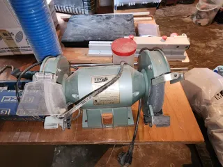 Amoladora de banco 200W TUV GS