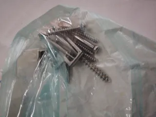 Tornillos Quirúrgicos Titanio