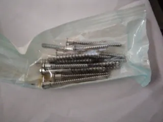 Tornillos Quirúrgicos Titanio