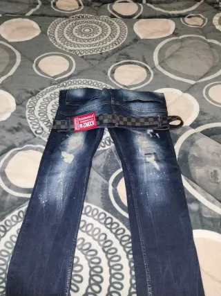 Lote de 3 pantalones vaqueros azules a 25 los 3