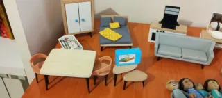 Casa de muñecas de madera