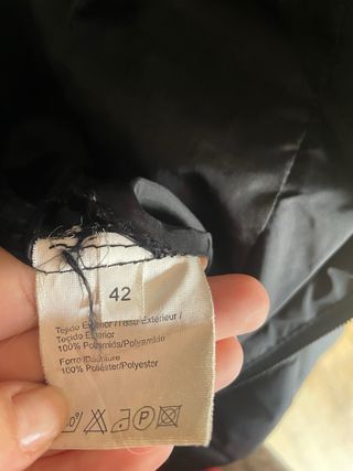 Abrigo acolchado negro Roly talla M