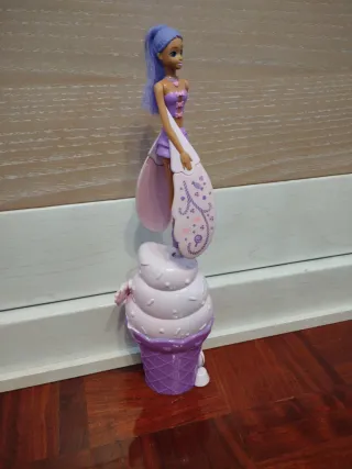 Sky Dancers Purple Licious Muñeca