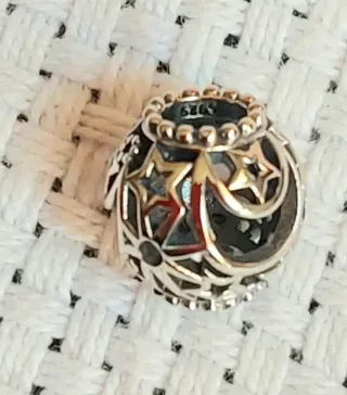 Charm Plata Luna y Estrellas Azul