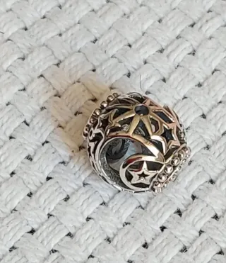 Charm Plata Luna y Estrellas Azul