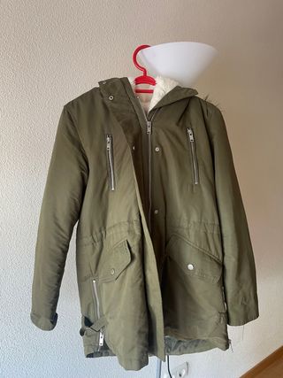 Abrigo Mango Verde Militar Mujer