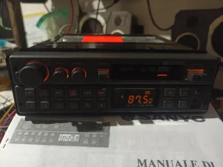Autoradio Sanyo FT2350L anni '90