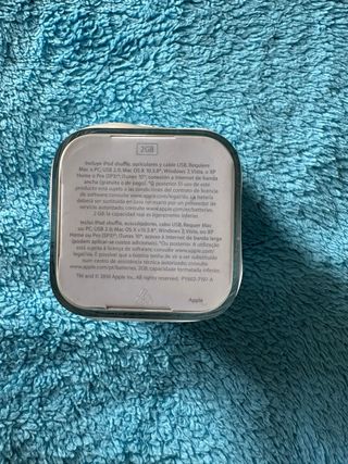 Apple iPod Shuffle 2GB