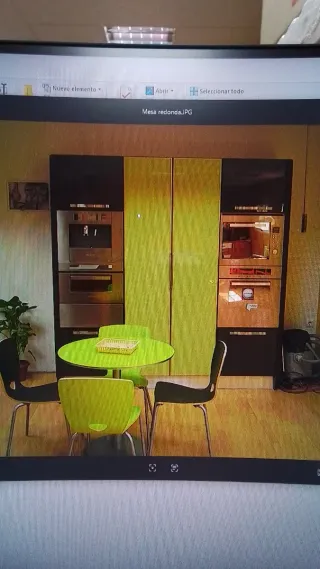 Columnas de hornos y cafetera