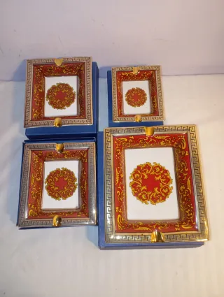 Juego 4 Ceniceros Porcelana Medusa Versace
