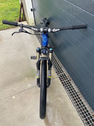 Bicicleta Dirt Jump Kona