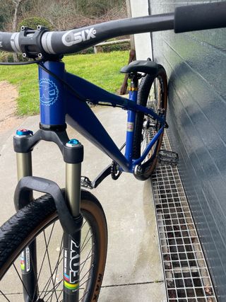 Bicicleta Dirt Jump Kona