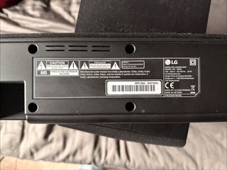 Barra de Sonido LG S60Q con Subwoofer