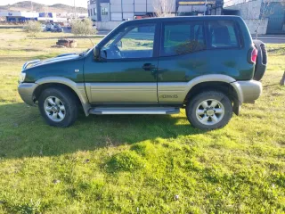 Nissan Terrano II 2002
