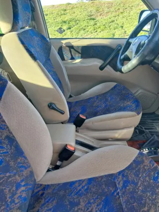 Nissan Terrano II 2002