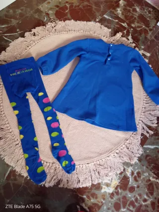 Vestido y leotardos Agatha Ruiz de la Prada bebé