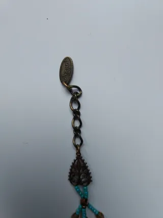 Pulsera de bisutería con abalorios