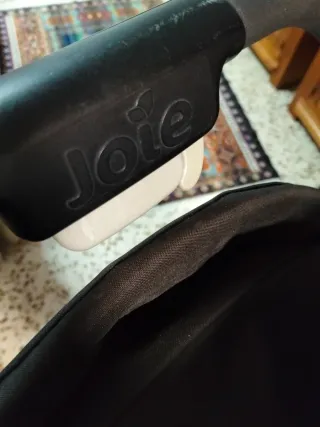 Silla de paseo Joie negra