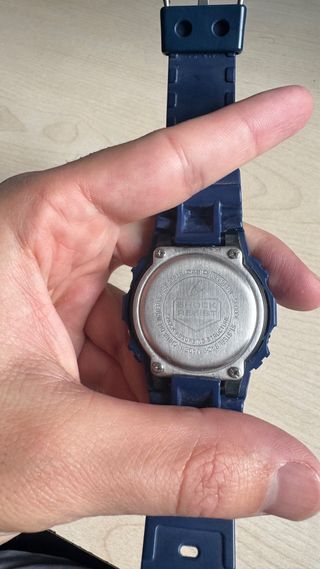 Reloj Casio G-Shock DW5600DE-2 Azul