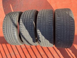 Neumático Bridgestone 225/40/18 98 de vida (2025)