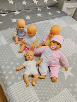 Lote de 5 muñecas bebé