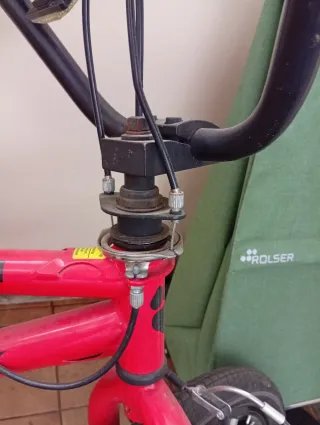 Bicicleta BMX Roja Infantil Aton