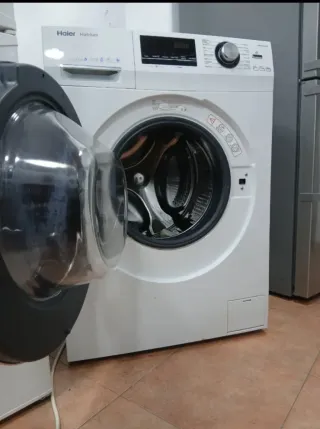 Lavadora Carga Frontal Haier 10 kg RPM 1400 A+++