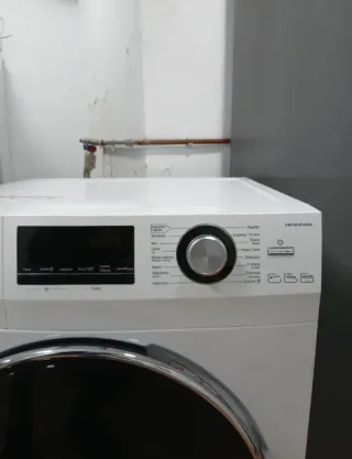 Lavadora Carga Frontal Haier 10 kg RPM 1400 A+++