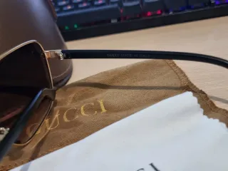 Gafas de sol Gucci Marrón y Dorado