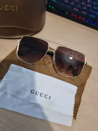 Gafas de sol Gucci Marrón y Dorado