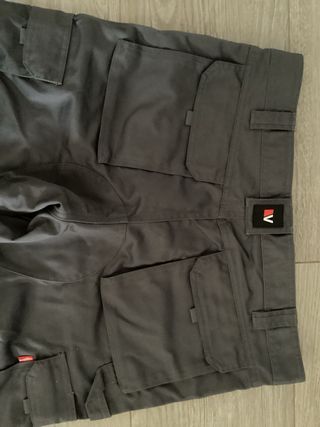 Pantalón nuevo Velilla Multibolsillos Talla M