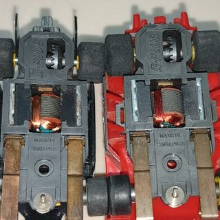 2 coches carreras scalextric aurora G-plus años 80