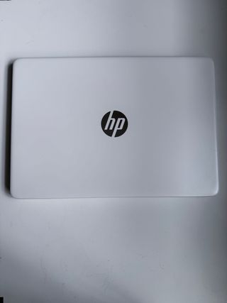 Portátil HP Blanco SSD + 1TB AMD 3020e como nuevo