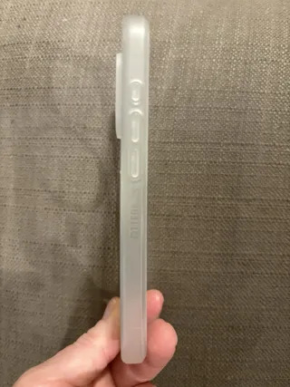 Funda React MagSafe iPhone 16 Pro–purpurina